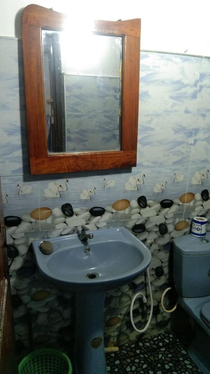 Ella Kumi Hostel Ngoại thất bức ảnh